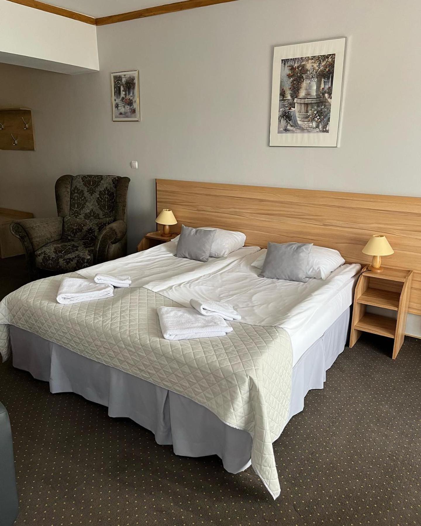 Hotel Eva Mrągowo Exteriér fotografie
