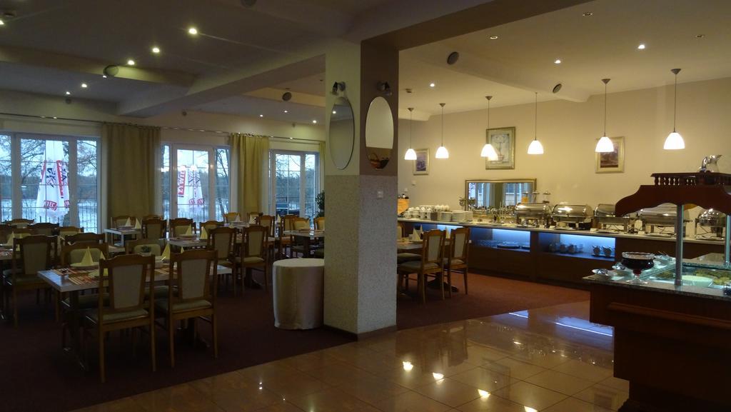 Hotel Eva Mrągowo Exteriér fotografie